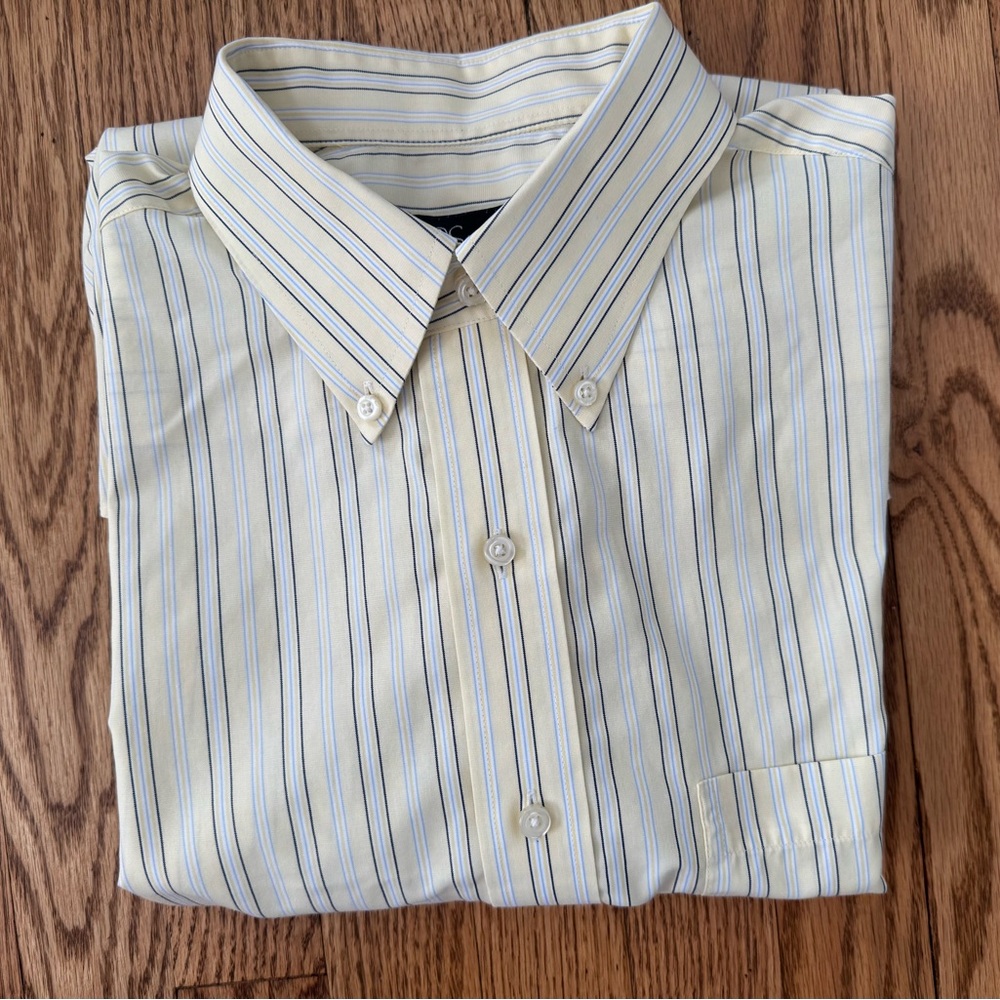 Jos. A. Bank Cream Travelers collection Med Striped Dress Shirt